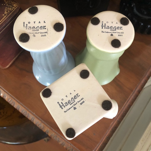 Vintage HAEGAR Ceramic Vases - Picture 7 of 8